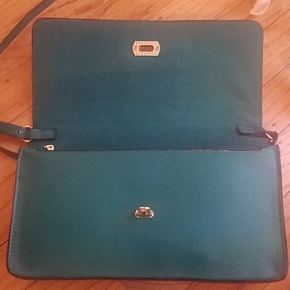 A New Day Crossbody Bag Teal Green - Picture 3 of 7